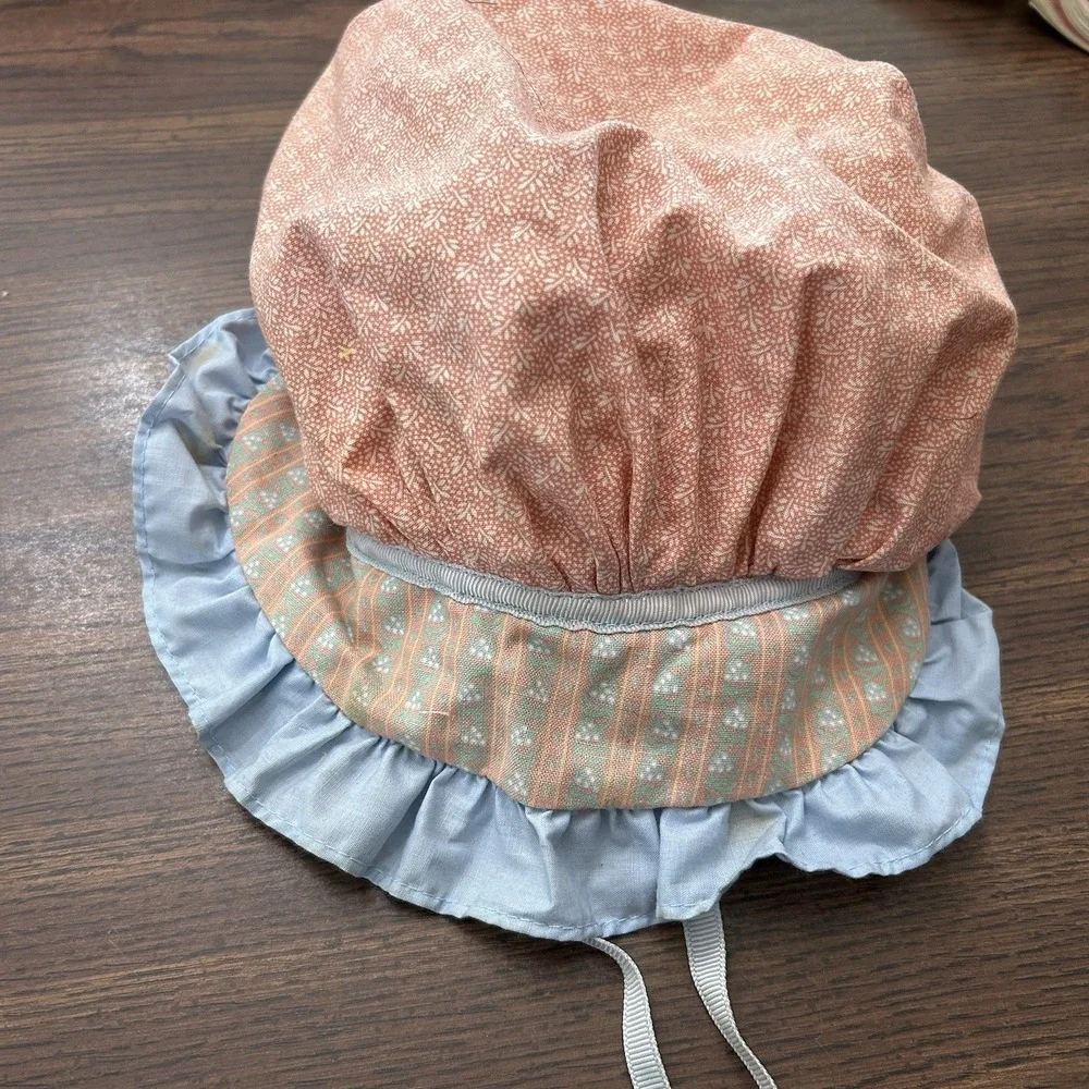 Vintage‎ 70s Toddler Prairie Bonnet Child Peach Calico Ruffle Brim Cottagecore